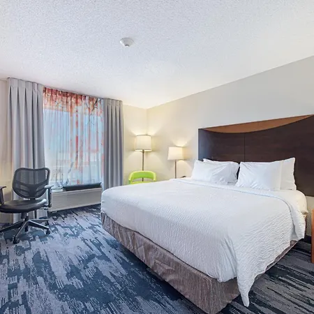 Fairfield Inn & Suites By Marriott Chicago Naperville