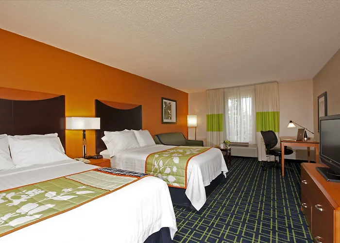 Fairfield & By Marriott Chicago