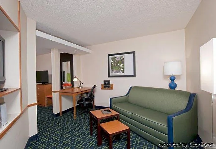 Fairfield & By Marriott Chicago Hotel 3*