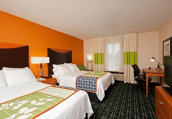 Fairfield & By Marriott Chicago Hotel 3*